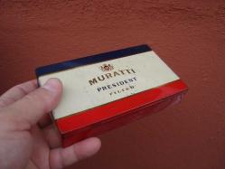 Antika - " Antika " MURATTI PRESIDENT TENEKE TÜTÜN KUTUSU - Made ENGLAND - kitantik - kitaLog