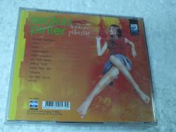 SEÇKİN PİRİLER KIRMIZI PAPUÇLAR 2003 CD SIFIR
