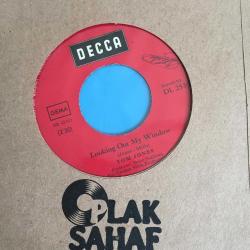 Tom Jones / A Minute Of Your Time - Looking Out My Window / Germany 1968 / 45rpm / *Pop, Soul*