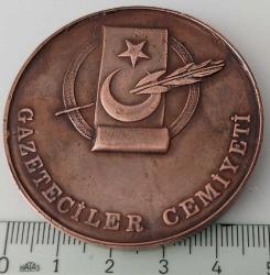 1973 GAZETECİLER CEMİYETİ 50.YIL HATIRASI ORİJİNAL MADALYASI (MADALYONU) G1A2Z3E ÇOK NADİRDİR