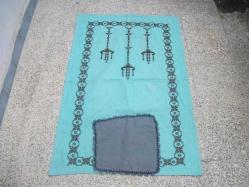 ETAMİN ÜZERİ - KANAVİÇE İŞLEMELİ - NAMAZ SECCADESİ