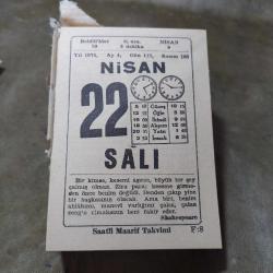22 NİSAN 1975  SAATLİ MAARİF TAKVİM YAPRAĞI