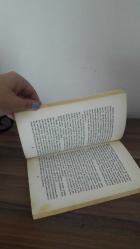 MUTLULUK KİTABI - MUTLULUK BİR SEÇİMDİR