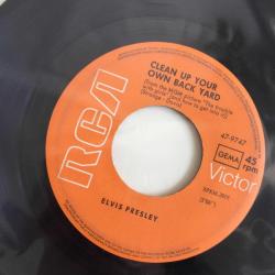 Elvis Presley - The Fair is Moving On, Clean Up Your Own Back Yard / 45'lik