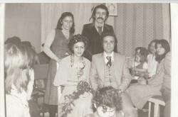 Efemera - 1970 LER NİŞAN DÜĞÜN YAPAN ÇİFT HATIRA POZU SİYAH BEYAZ FOTOĞRAF - kitantik - kitaLog