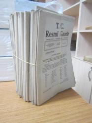 T.C. RESMİ GAZETE - [3 MART 1990 CUMARTESİ] ve [31 MART 1990 CUMARTESİ] 20450-20478 ve ARASI 25 ADET GAZETE TAKIM(Takımdaki Mevcut Sayılar Açıklamada)