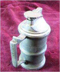 ViNTaGe AVRUPA ZİNN MeTaL GAZLI MASA ÇAKMAĞI.....