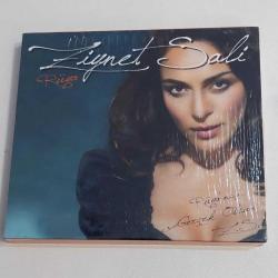 ZİYNET SALİ  RÜYA cd ambalajında