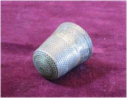 AnTiKa MOTİFLİ GüMüŞ DİKİŞ YÜKSÜĞÜ..