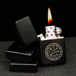Vegvisir Iskandinav Koruma Sembolü Viking Pusulası Protection Benzinli Zippo Tarzı Çakmak