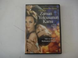 ZAMAN YOLCUSUNUN KARISI     ORJİNAL FİLM  DVD ( 16925
