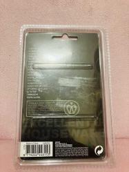 Kutusunda mavi tirbüşon şarap açacağı