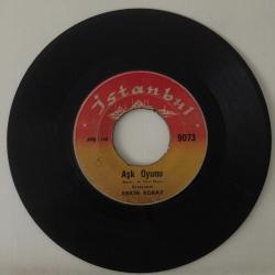 Erkin Koray - Aşk oyunu / Kızları da alın askere / 45'lik