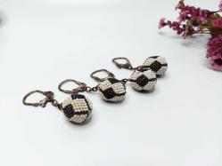 Eski Cam Boncuk Anahtarlık - Siyah Beyaz Top Beşiktaş Anahtarlık 2 Adet Gönderilecek