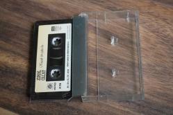 ZUHAL OLCAY - KÜÇÜK BİR ÖYKÜ BU - GÖKSOY RAKS KASET