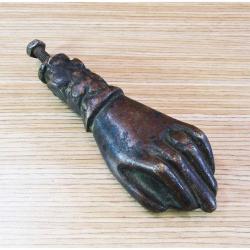 AnTiKa EL ŞeKLiNDe BRONZ KAPI TOKMAĞI-ŞAKŞAK....