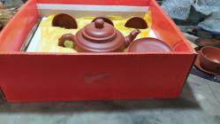 RF24---UZAKDOĞU ÜRETİMİ SERAMİK ÇAY SETİ--BİR ÇAYDANLIK BEŞ FİNCAN