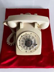 Northern Electric çevirmeli telefon - ‘kaantik’