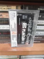 Yüksel Özkasap - Sevda Yüklü Kervanlar - Kaset -