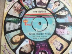 11 - OYA NURDAN - Başka sevgilim yok ki - Sevenlerin günahı ne?