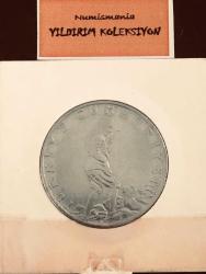 1960 Yılı 2,5 LİRA (TCM114) T.C Düz