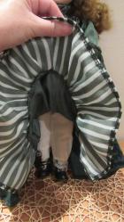 FRANSA'DAN VİNTAGE KONTES PORSELEN BEBEK YEŞİL GİYSİLİ 43 CM