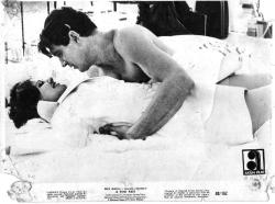 A FINE PAIR ROCK HUDSON CLAUDIA CARDINALE .. 2 LOBBY PHOTO 1 ORİJİNAL VE 1 ORİJİNALDEN PHOTo 2Sİ DE KULLANILMIŞTIR 1968 RRRR