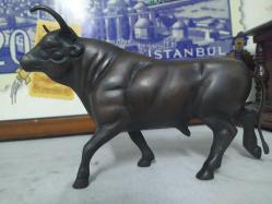 PİRİNÇ BOĞA FİGÜRÜ