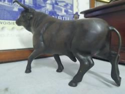 PİRİNÇ BOĞA FİGÜRÜ