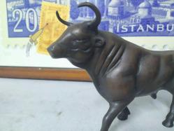 PİRİNÇ BOĞA FİGÜRÜ