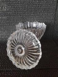 KAPAKLI CAM ŞEKERLİK ESKİLERDEN KALMA (KUSURSUZ)