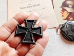 Propaganda kart hediyeli Almanya 1939 Sertifikalı İkinci Dünya Savaşı 2.Derece Demirhaç Rozet