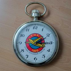 Vintage... Türk Hava Kurumu Logolu(( NADİR))Pilli Duvar Saati