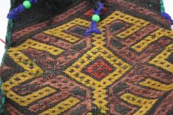 EL YAPIMI HALI ÇANTA  (KUCUK KOLİ)