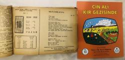 18 Ocak 1959 hediyelik orijinal Ajans Türk takvim yaprağı (Cin Ali kitabı hediyeli:)