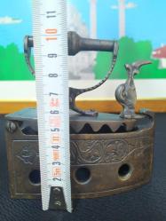 KÖMÜRLÜ KOL YAKA ÜTÜSÜ