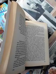 ingiliz - hikmet temel akarsu (istanbul dörtlüsü 2 rock'ın romanı)