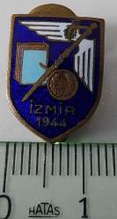 1944 DOKUZ EYLÜL ÜNİVERSİTESİ İKTİSADİ VE İDARİ BİLİMLER FAKÜLTESİ MİNELİ PAPUÇLU ORİJİNAL YAKA ROZETİ D1O1K1U ÇOK NADİRDİR