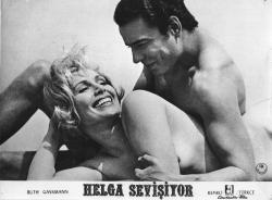 LOBİ KARTI PHOTO FİLM  HELGA SEVİŞİYOR.  8 ORİJİNAL LOBİ FOTOĞRAFI