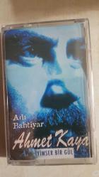 AHMET KAYA İYİMSER BİR GÜL ADI BAHTİYAR AÇILMAMIŞ