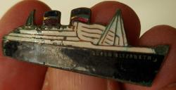 ESKİ DÖNEM İNGİLTEREDEN ALINMA GEMİ FİGÜRLÜ ELİZABETH İBARELİ ORİJİNAL MİNELİ YAKA ROZETİ RR2AA1 ÇOK ÇOK NADİRDİR