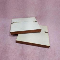 VINTAGE BİR ÇİFT EL YAPIMI TAVŞAN GOBLEN ÇERÇEVELİ KÜÇÜK TABLO