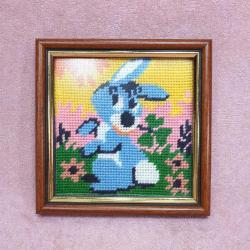 VINTAGE BİR ÇİFT EL YAPIMI TAVŞAN GOBLEN ÇERÇEVELİ KÜÇÜK TABLO