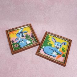 VINTAGE BİR ÇİFT EL YAPIMI TAVŞAN GOBLEN ÇERÇEVELİ KÜÇÜK TABLO