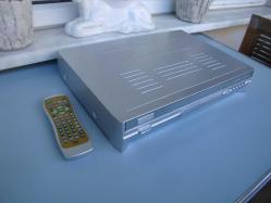 MUSTEK  Model : R100A DVD RECORDER & PLAYER ( DVD+ReWritable ) GÜMRÜK MALI  KUTUSUZ SIFIR CİHAZ