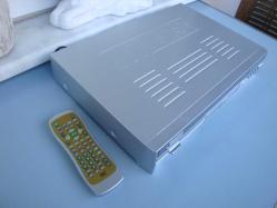 MUSTEK  Model : R100A DVD RECORDER & PLAYER ( DVD+ReWritable ) GÜMRÜK MALI  KUTUSUZ SIFIR CİHAZ