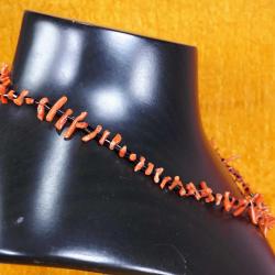 RETRO SİYAH CAM BONCUKLU MERCAN GERDANLIK