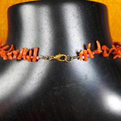 RETRO SİYAH CAM BONCUKLU MERCAN GERDANLIK