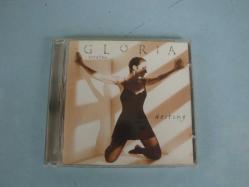GLORIA ESTEFAN 