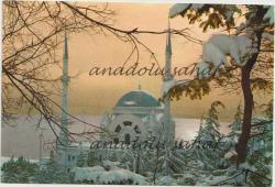 Kışın Kar Altında Dolmabahçe Cami / Ercan Güneri Panorama Turizm ve Ticaret
